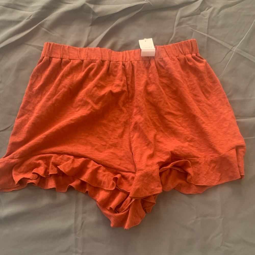 Ruffle shorts